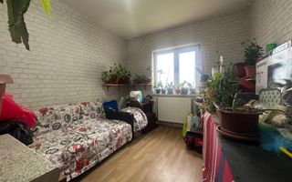 4 camere | COMISION 0 | centrala proprie | etaj 1 | decomandat | - Poză 9