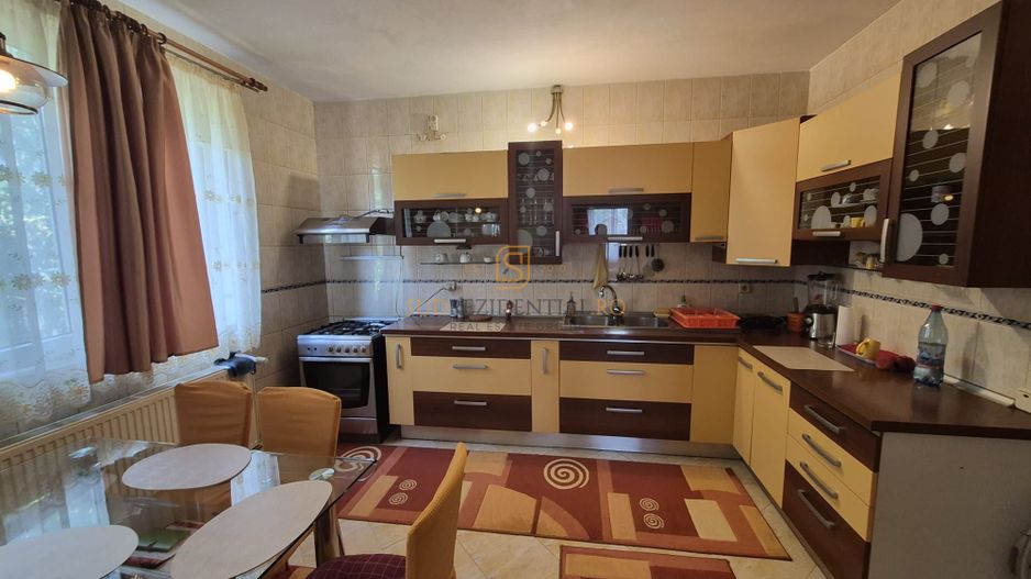 Vilă P+M | 254 mp | 1.094 mp teren | 25 ml DN5 | 1 Decembrie | 320.000 - Poză 12