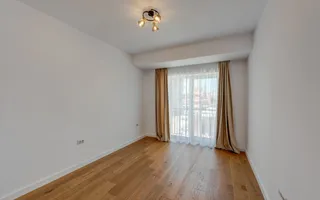 Vila Otopeni central, 222 mp cu gradina - Poză 18