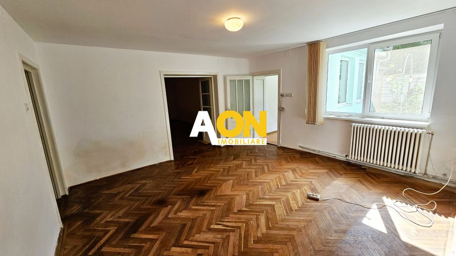 Casa 5 camere, 369 mp teren, zona Centru, pretabila pentru birouri - Poză 12