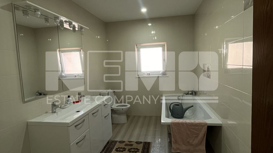 Casa/Vila de Vanzare 10 Ari Teren  I Suceava/Ipotesti I 245.000Euro - Poză 19