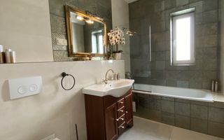 Apartament superb, 3 camere decomandate, terasa 42mp, VIEW - Poză 13