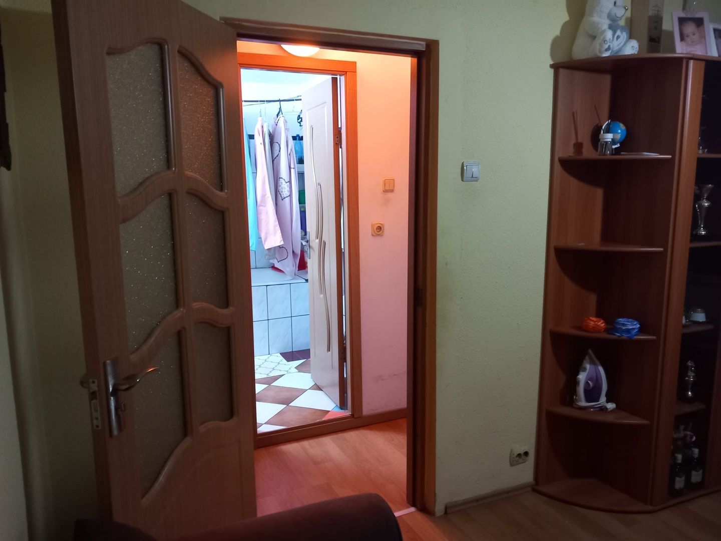 Ap 3 camere cu boxă și loc parcare mobilat/utilat sector 2 - Poză 10