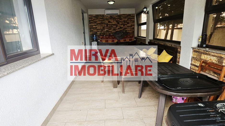 Vilă spațioasă Strejnicu S+P+1E+M, 8 camere, garaj, teren 595 mp - Poză 20