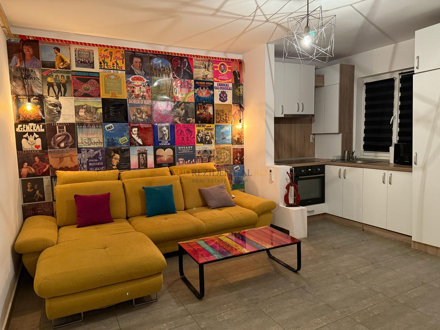 De inchiriat apartament, Str Solstitiului, Complex La Strada - Poză 1