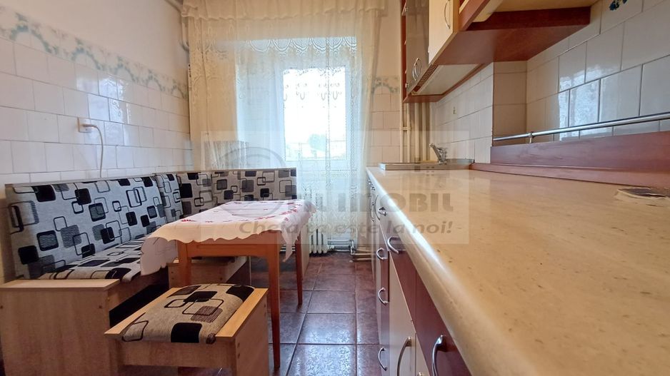 Apartament 3 Camere Decomandat – Blv Independenței- 550 euro - Poză 1