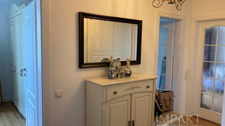 Apartament  cu 2 camere, decomandat, situat in cartierul Europa! - Poză 4