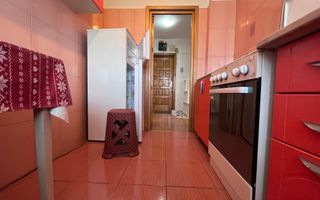 Zonă bună! Vânzare apartament cu 3 camere, micro 6- Târgoviște! - Poză 7