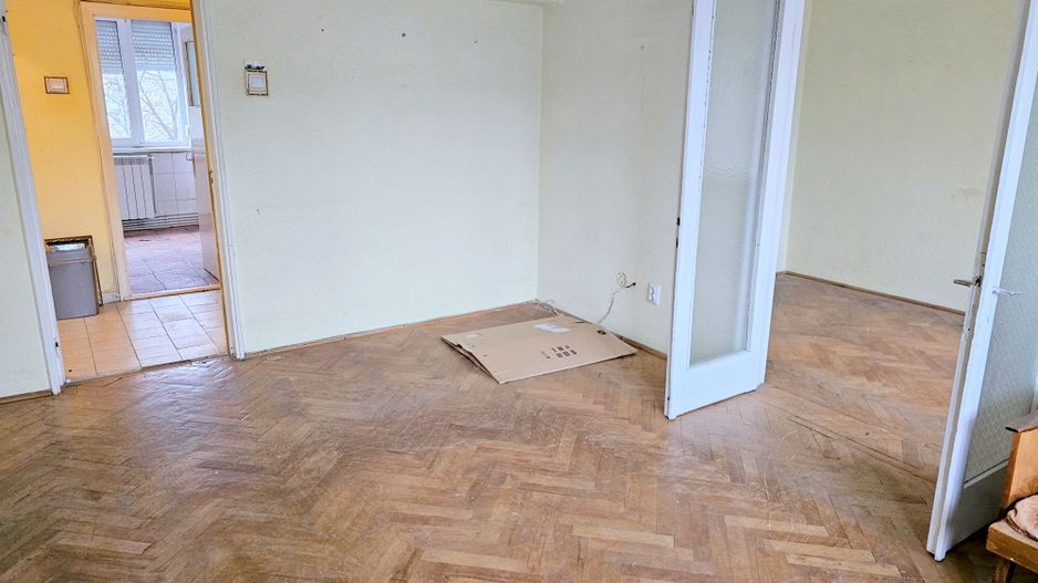 Actualizare oferta  - 69.500 euro - Apartament cu 4 camere, Mazepa 1 - Poză 1