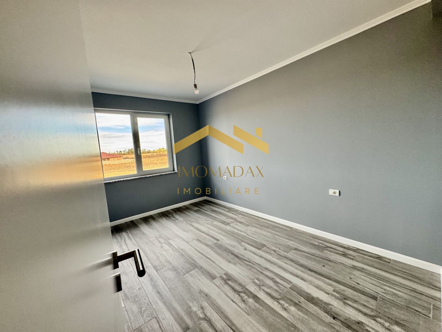 Casă Individuală-5 Camere-Comision0% -Tva Inclus - Poză 1