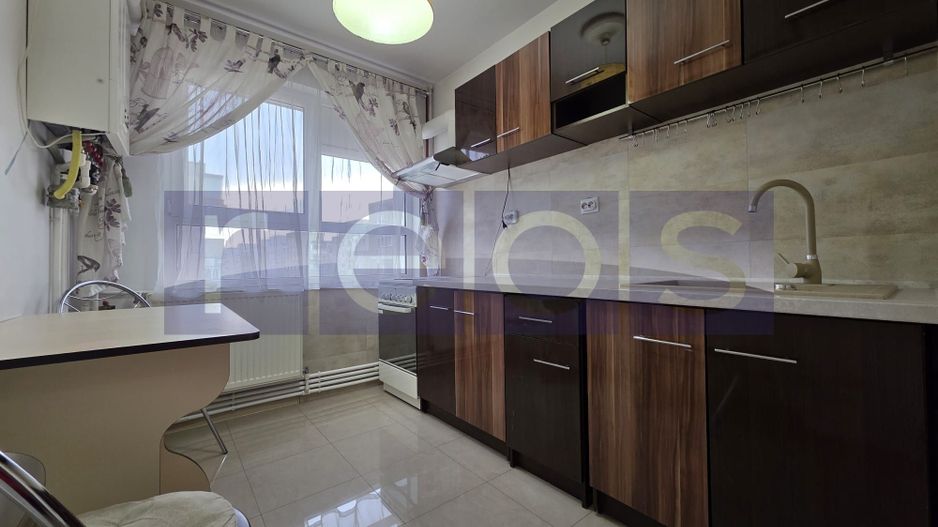 VANZARE -2 CAMERE -DECOMANDAT -PARCARE -CENTRALA PROPRIE - Poză 9