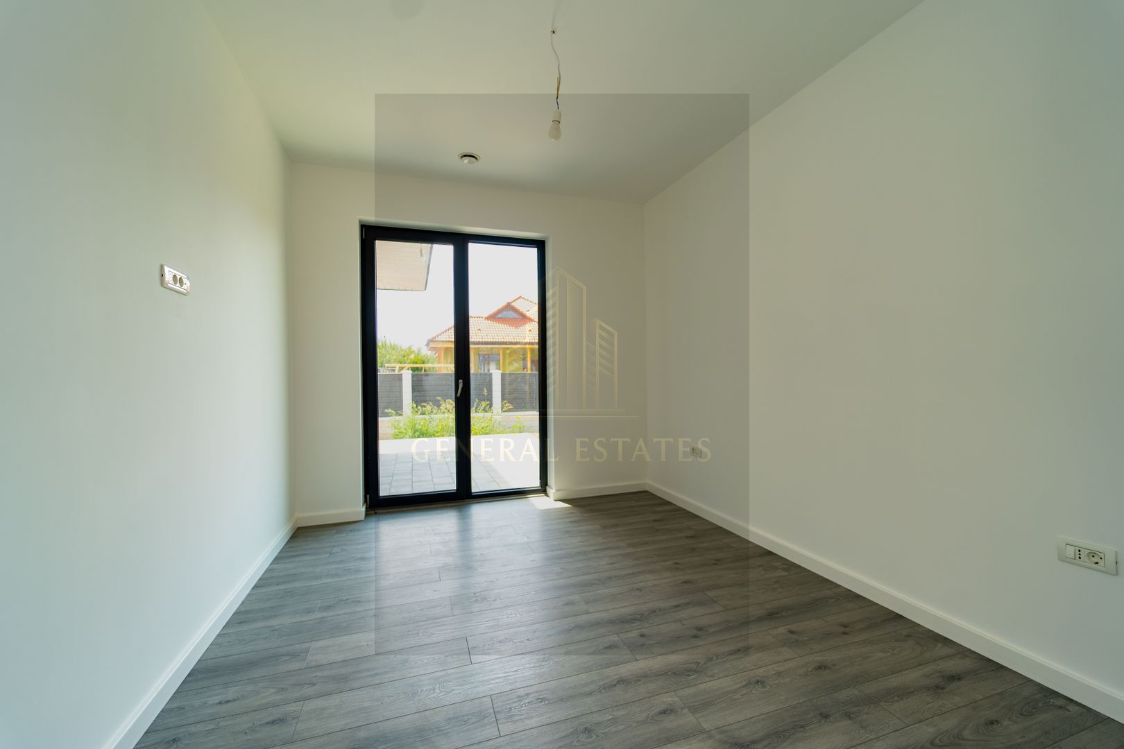 Casă modernă, parter, Halchiu – la doar 15 minute de Brașov - Poză 9