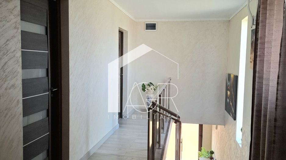 Casa P+1E, cu 5 camere, Strejnicu - Poză 17