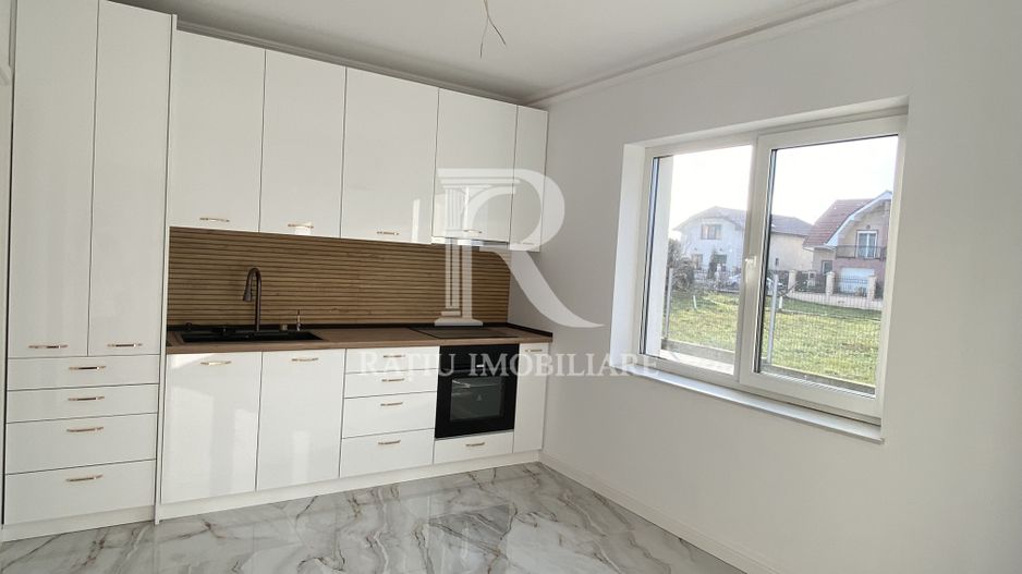 Casă modernă P+1 | 106 mp utili | Terasă + balcon | DecResidence Sânmartin - Poză 1