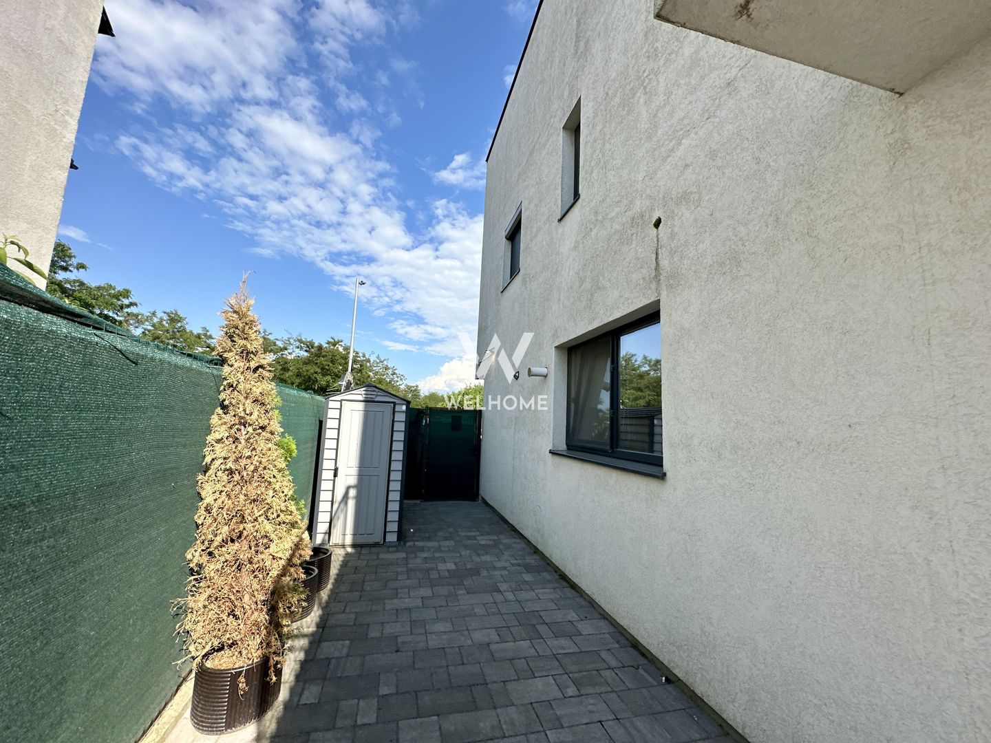 Casa la cheie, curte individuala, jaluzele electrice, aer conditionat - Poză 14