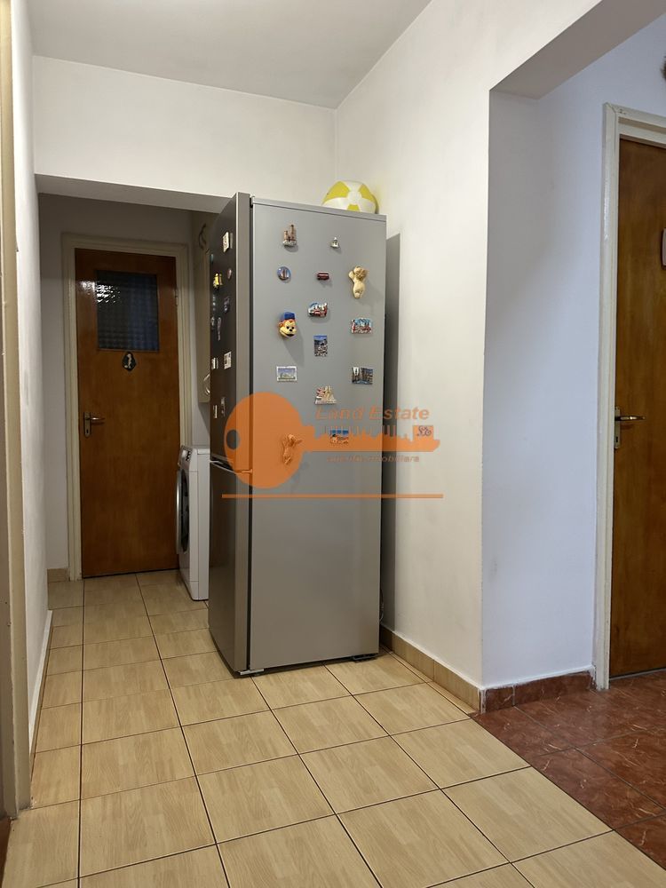 Vanzare 3 camere Drumul Taberei ( 3 minute metrou ) - Poză 7