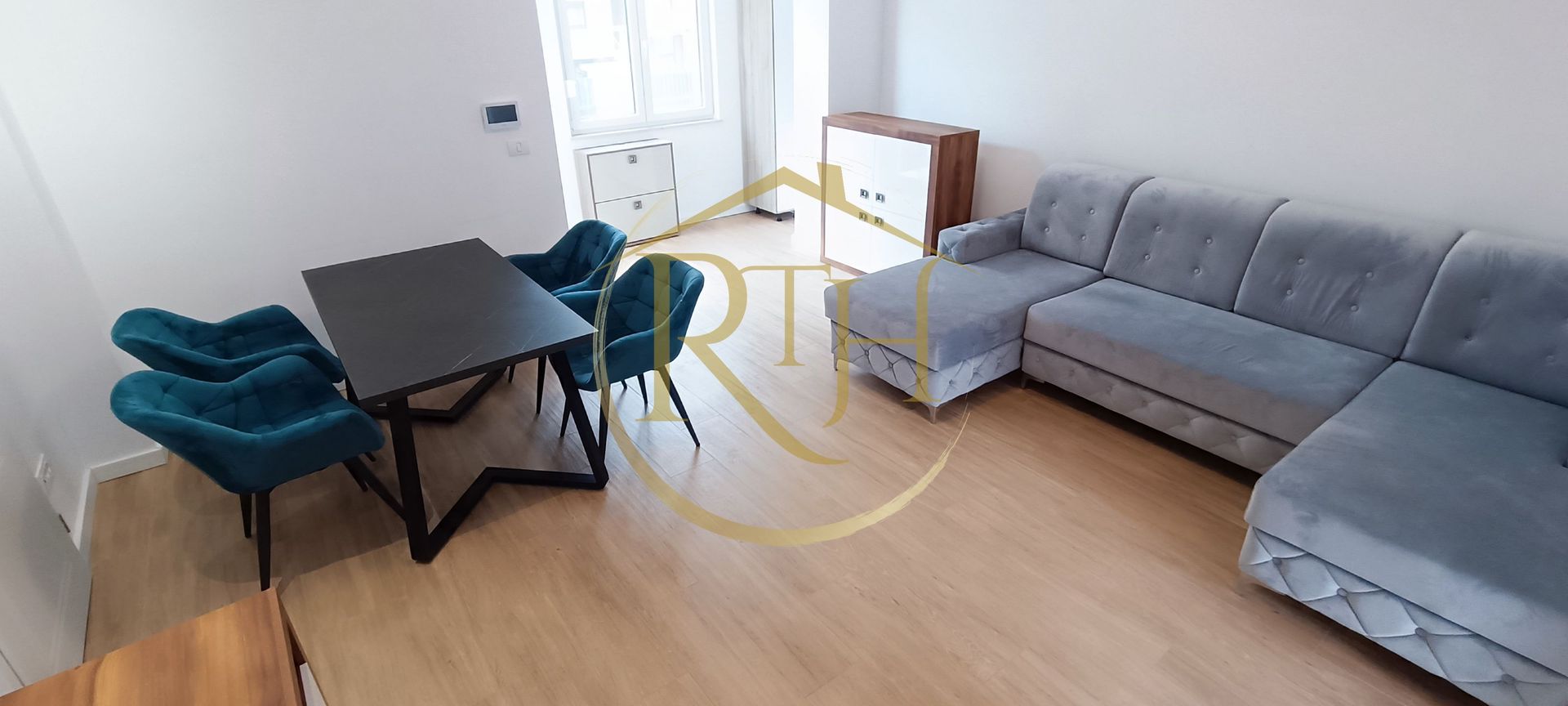 Apartament spațios de închiriat ideal pentru locuință sau activități comerciale - Poză 1