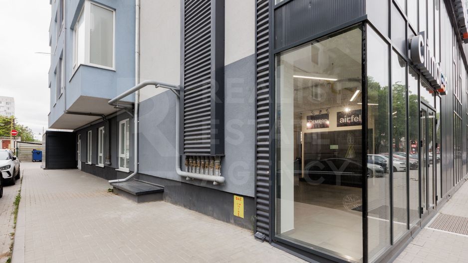 Vânzare, spațiu comercial, amplasat în Ungheni, pe str. Mihai Eminescu - Poză 5