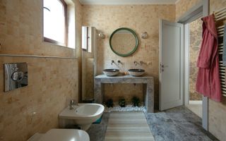 Vilă modernă  cu curte generoasă în Iancu Nicolae - Poză 18