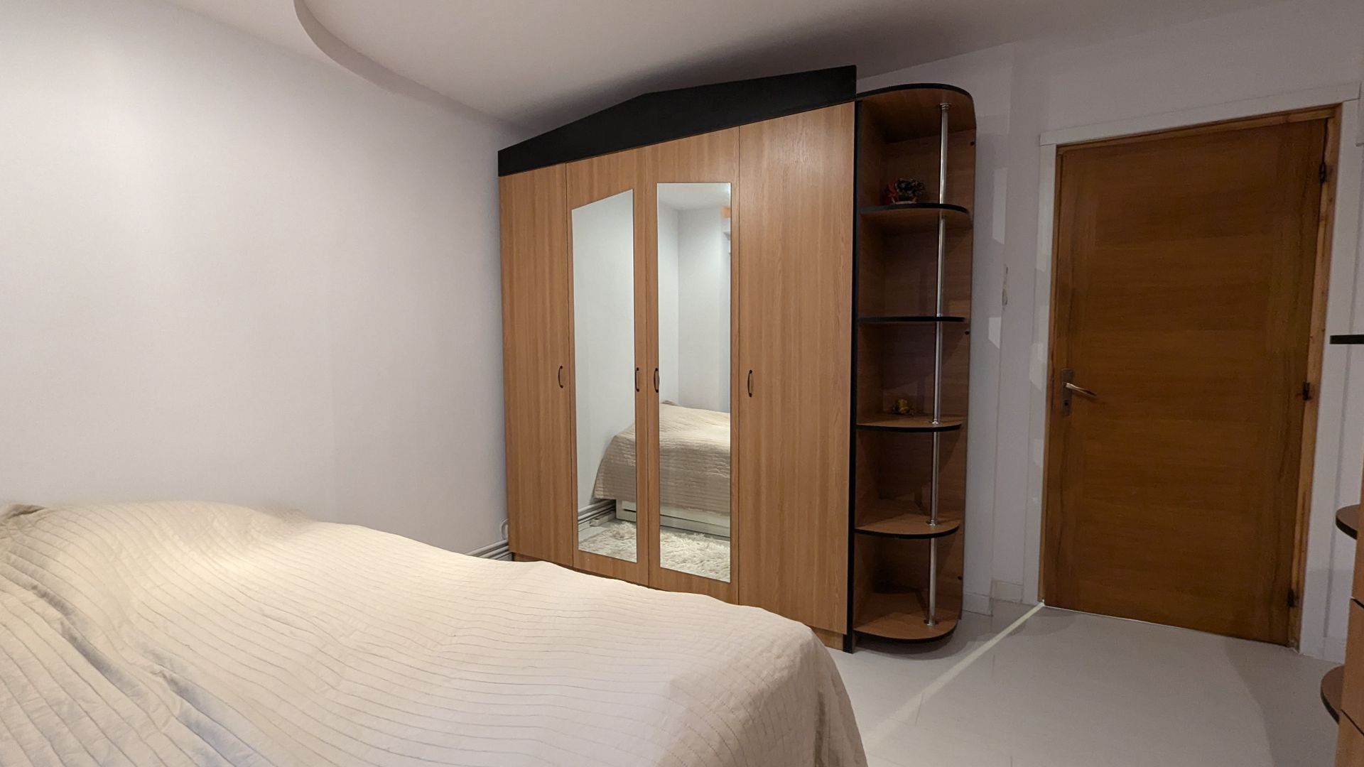 Vanzare Apartament 3 camere  în zona P-ta Alba Iulia - Poză 9