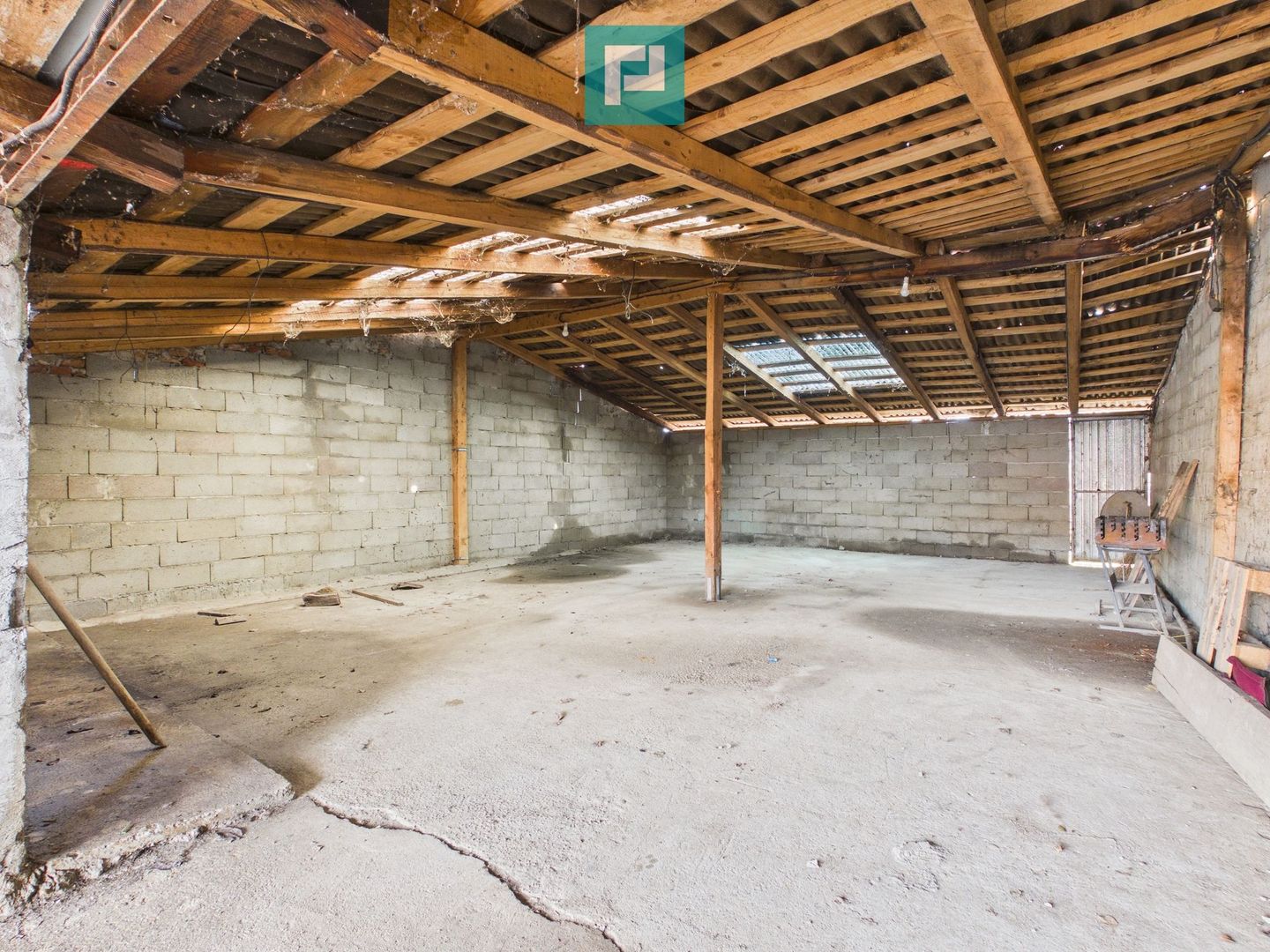 Casă 70mp + Hală 100mp, Str. Navigatorilor, Oradea - Poză 11