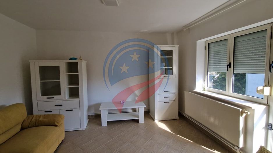Apartament cu 2 camere de vânzare – Craiova, zona Ștefan Velovan | Etaj 2/2 - Poză 3