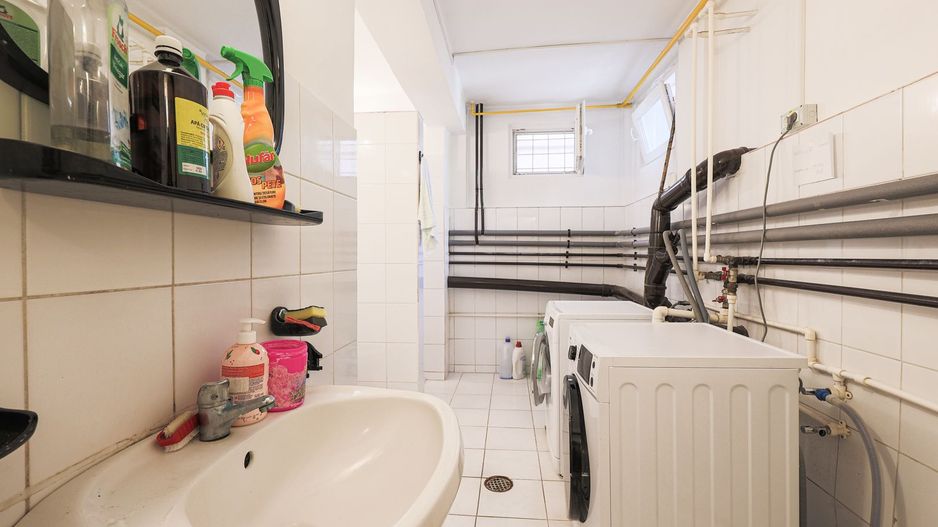 Flexibilitate într-o locație cheie, ideală pt hotel, cămin, clinică. - Poză 28