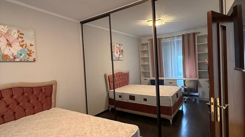 De inchiriat apartament premium cu vedere directă la Dunăre, 1000 euro - Poză 7