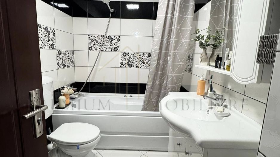 Apartament 3 Camere - Zona de jos - Poză 3