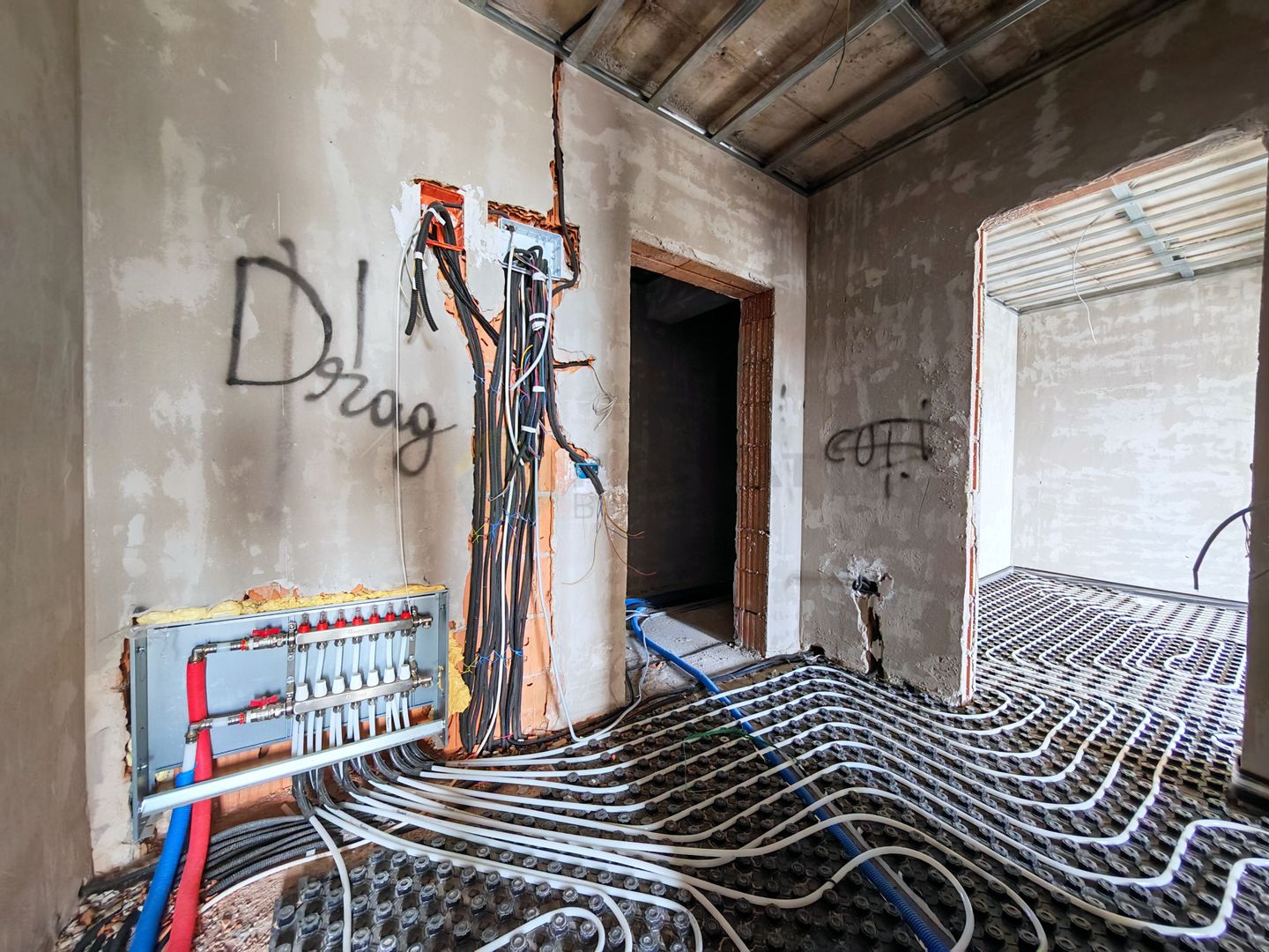 Tunari locatie excelenta - Poză 8