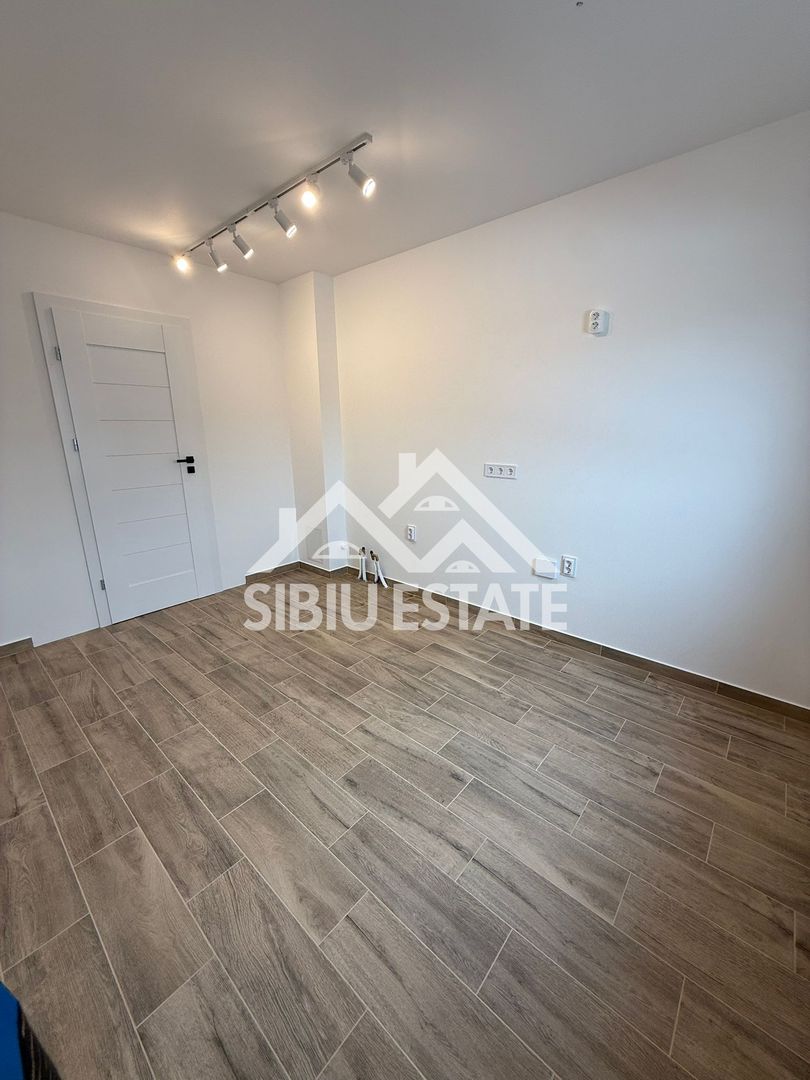 Locație excelentă! Apartament 3 camere renovat, etaj 1, Sibiu - Poză 29