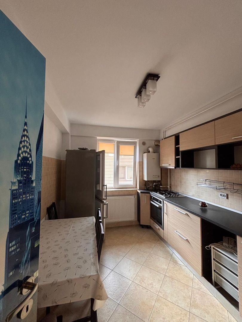 Apartament 2cam, decomandat, centrala proprie, parcare privata, metrou - Poză 12