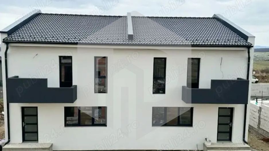 Casa Duplex - 120mpu - Calea Cisnadiei - 4 Camere -230mp Curte Libera - Poză 1