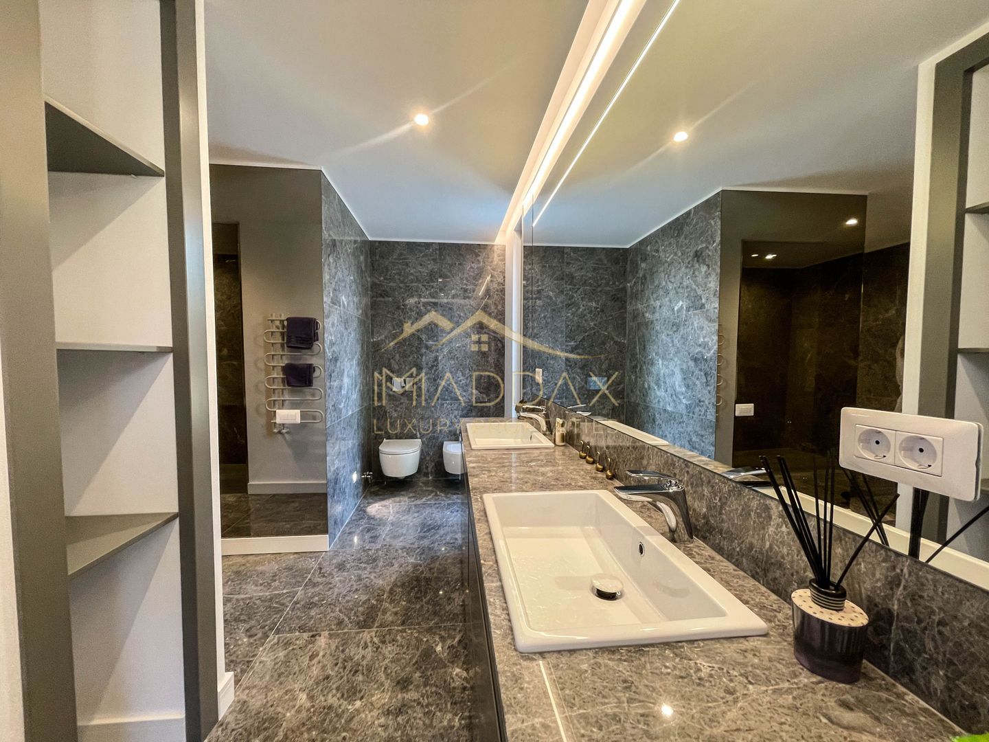 Masterpiece Villa // 940 sqm // 4 parking spaces // Domenii - Poză 27