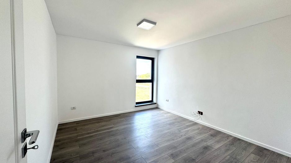 Duplex modern la cheie cu 4 camere, 123mp | Săcălaz| - Poză 10
