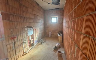 Sanmihaiu Roman,1/2 Duplex , Parter, 3 camere,o baie ,Terasa Acoperita - Poză 8