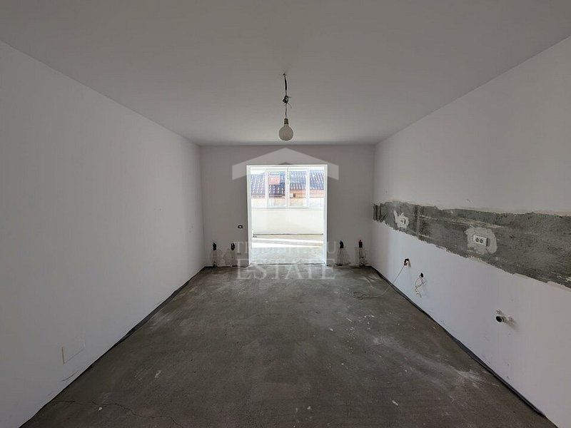Casă Spațioasă 242 mp Utili și 600 mp Teren – Dragomirești-Deal - Poză 19