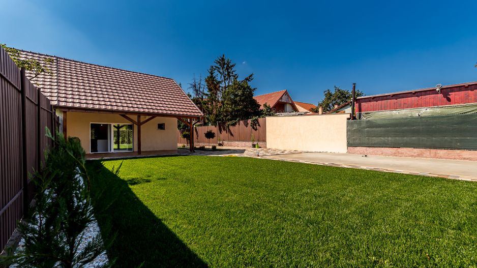 Casă gata de mutat în Aradul Nou, renovată complet (2026) - Poză 5