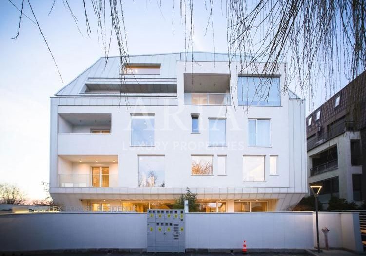 LUXURY PENTHOUSE FOREST - Poză 12