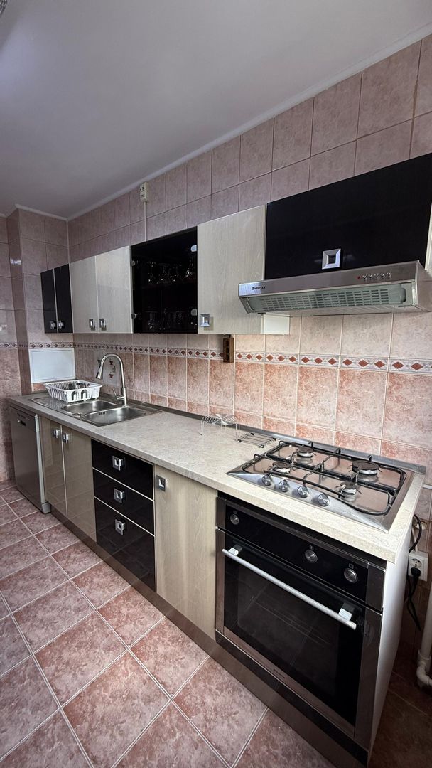 Apartament de închiriat 3 camere | Sos. Berceni nr. 35 - Poză 10