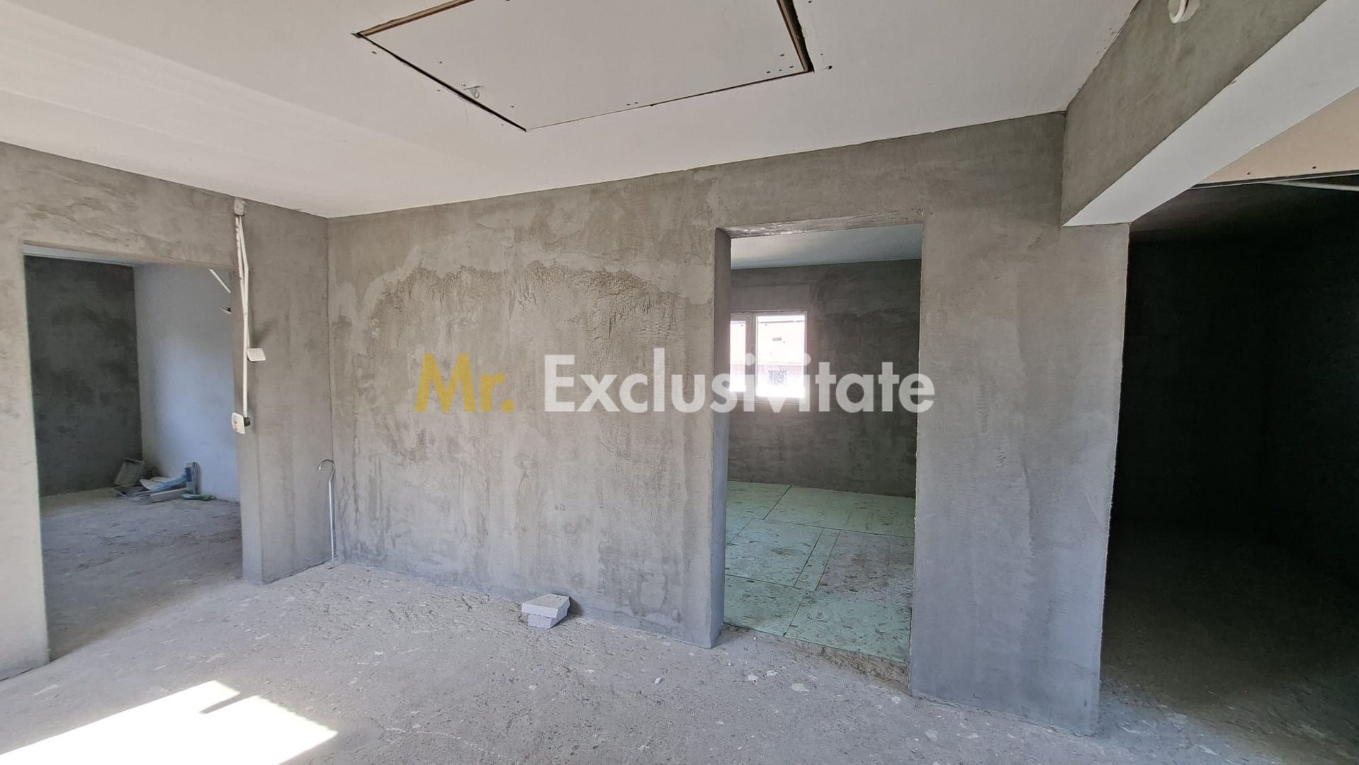 Vanzare Casa P+1E Bananai-Prundu teren 1363 mp - Poză 10