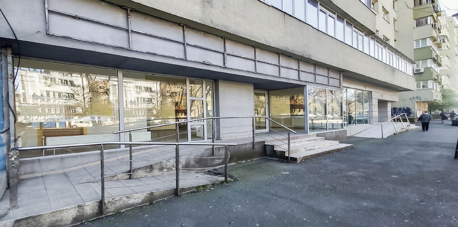 Spatiu comercial de inchiriat - Titulescu - Poză 2