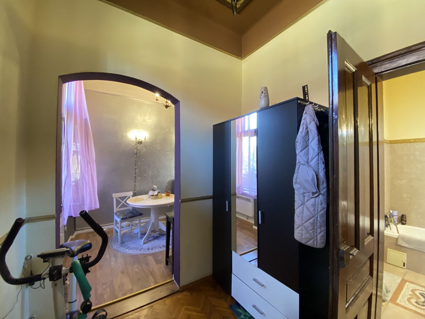 Apartament Renovat, 2 Camere, Etaj 2, Parcare, Zona Iosefin, COMISION 0 - Poză 6