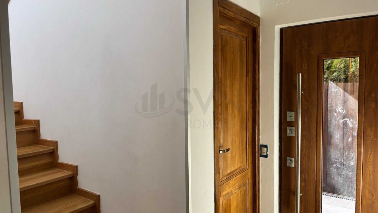 REV2004775 Vila Pipera I Class Residence - Poză 15