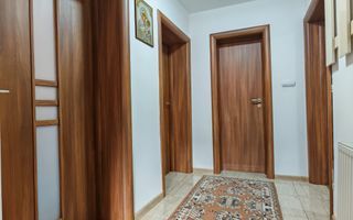 Casa singur in curte de vanzare in Gusterita. - Poză 8