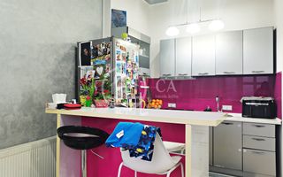 Apartament cu 3 camere la curte comuna de vanzare Ultracentral, Oradea - Poză 3