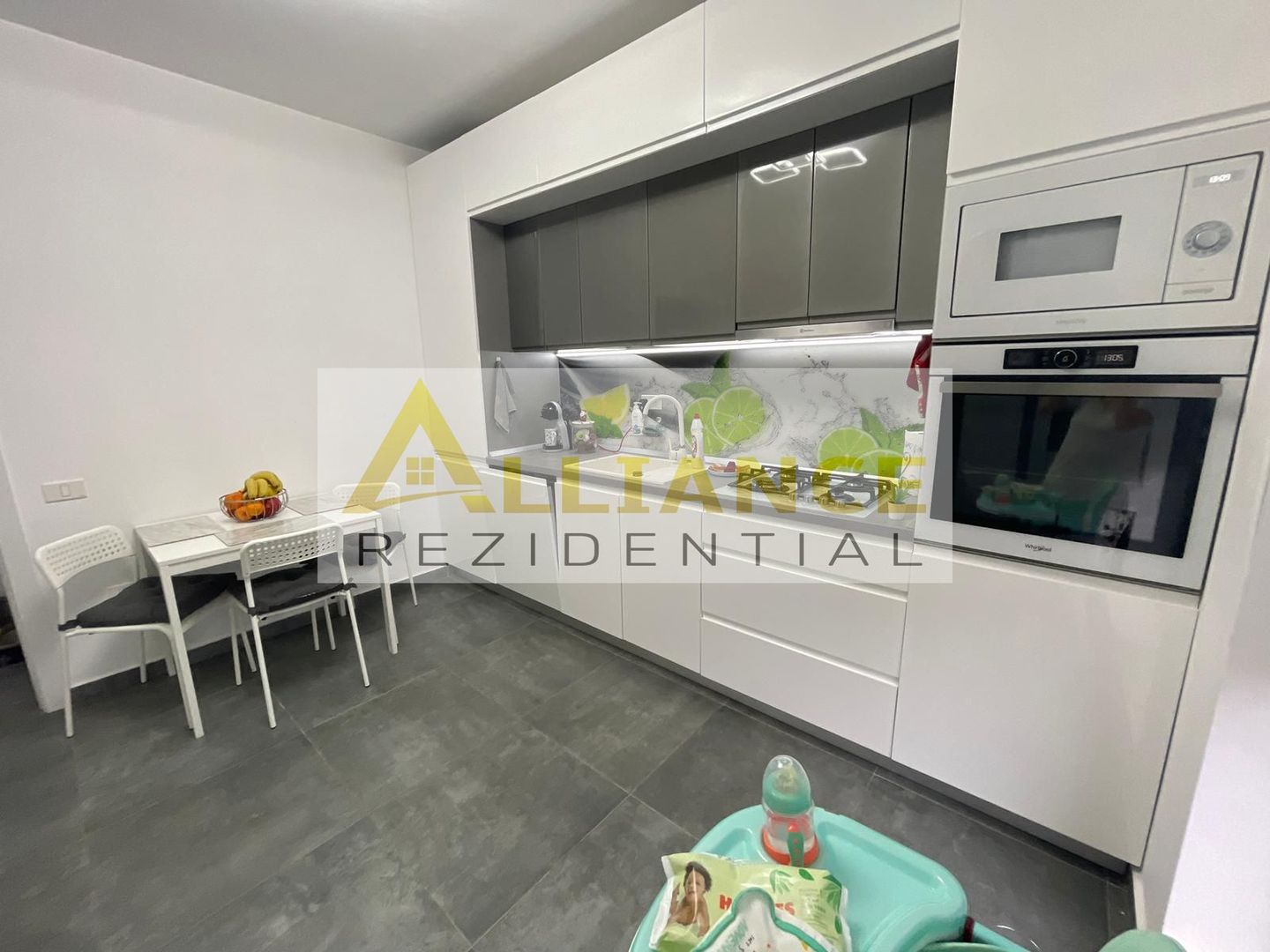 Casa individuala - 300 mp  - 5 camere - 3 bai - Poză 11