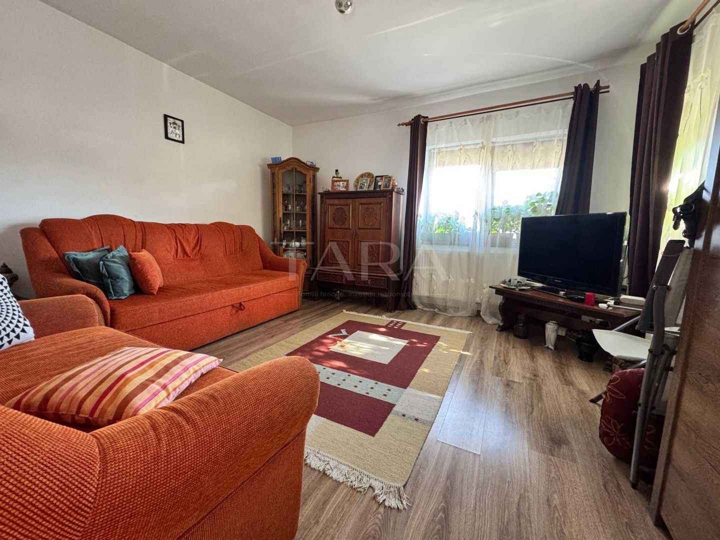 Casă de vânzare Apahida - Poză 2