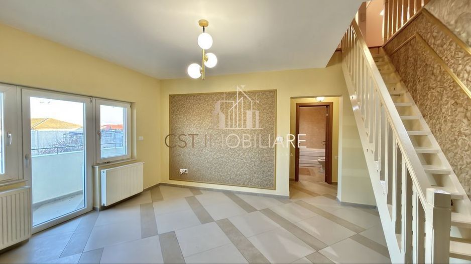 Apartament 2 camere + o cameră mansardată / Calea Șagului - Poză 1