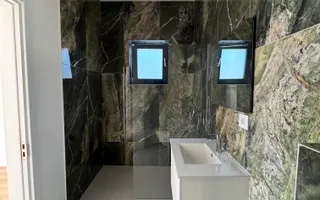 Vile traditionale parter, 3 dormitoare, curte mare, finisaje premium - Poză 12